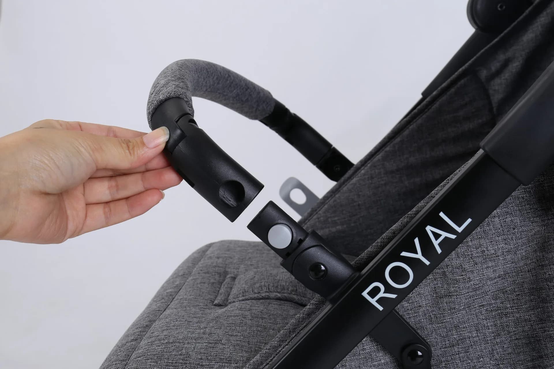 عرباية شنطة ROYAL 5